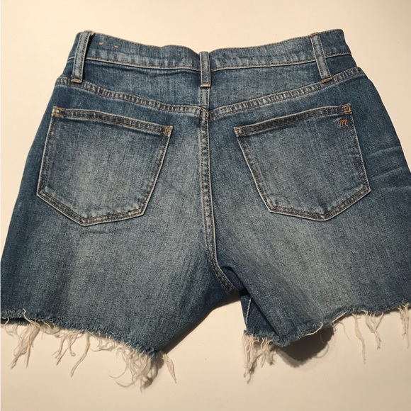 Madewell High Rise Denim Cutoff Shorts in Glenoaks Wash Size 26 - Picture 9 of 11